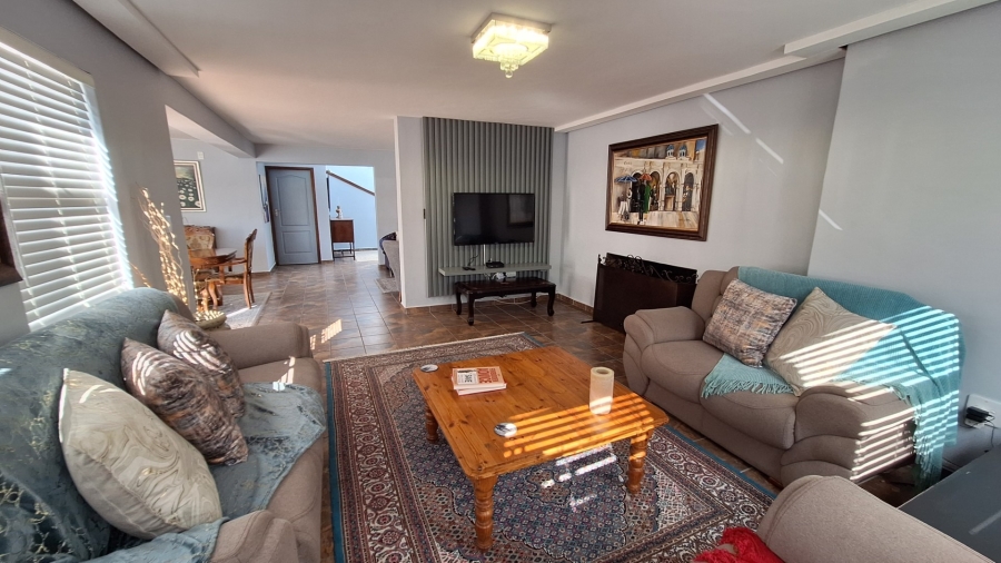 3 Bedroom Property for Sale in Dwarskersbos Western Cape